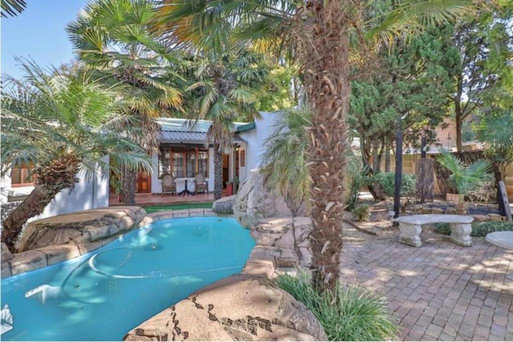 The Link Guest Lodge Kempton Park Dış mekan fotoğraf